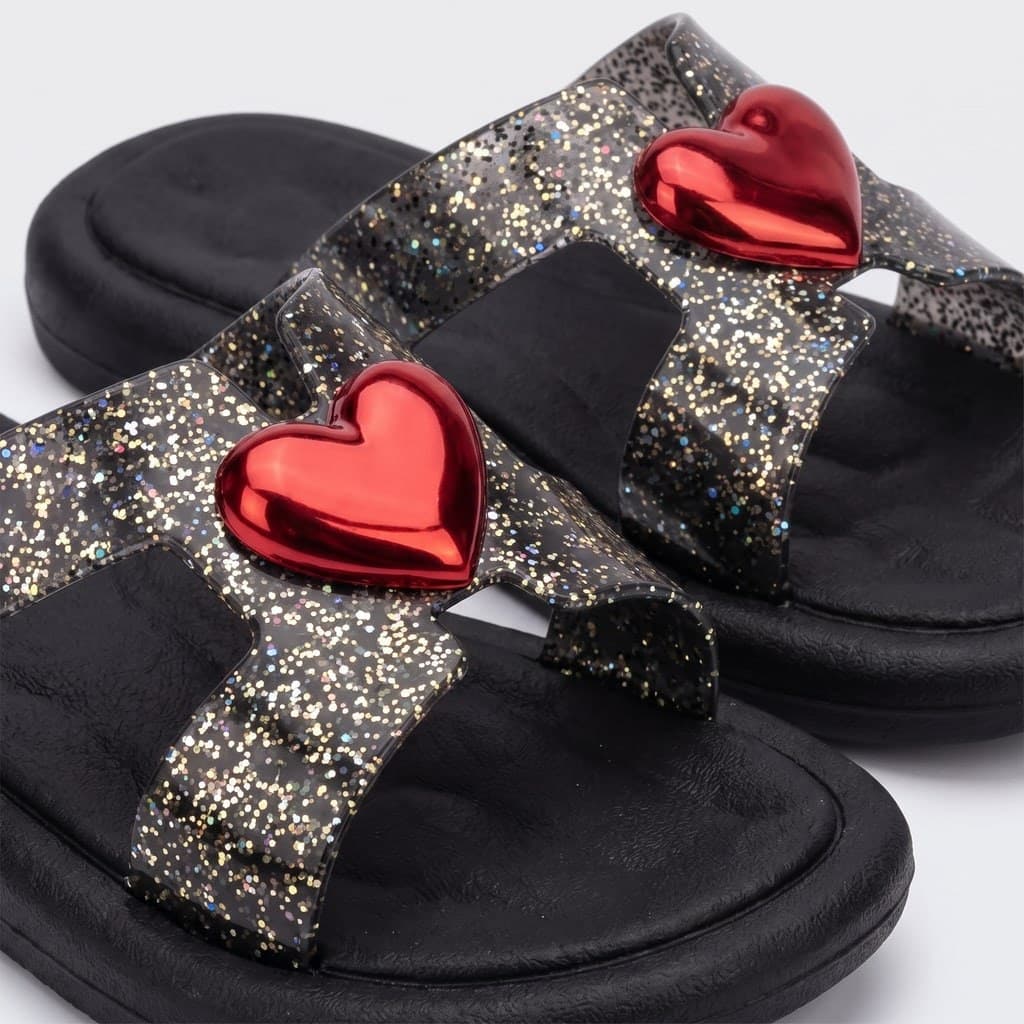 Variação 5 do chinelo com coração